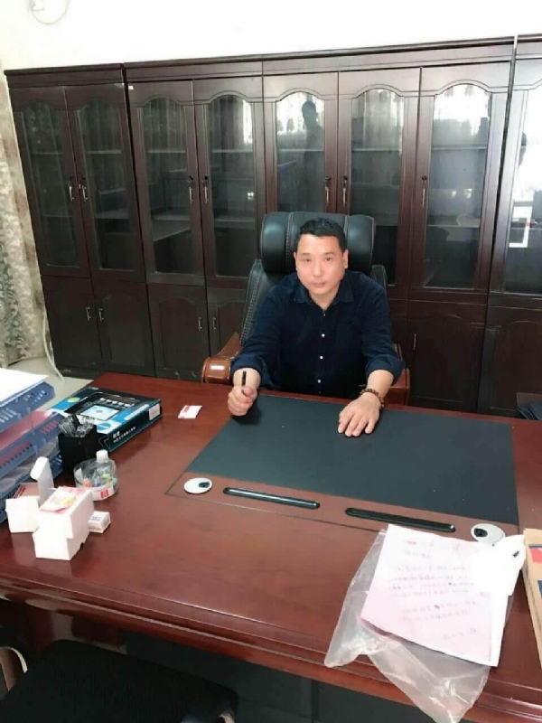 艺术家的第一张照片--长乐认干亲服务网